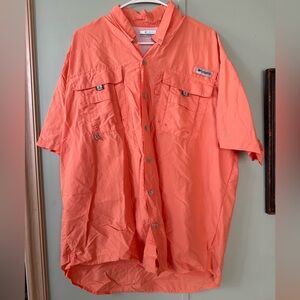 Columbia PFG Bahama II Short Sleeve Fishing Shirt In A Coral Orange Color XL